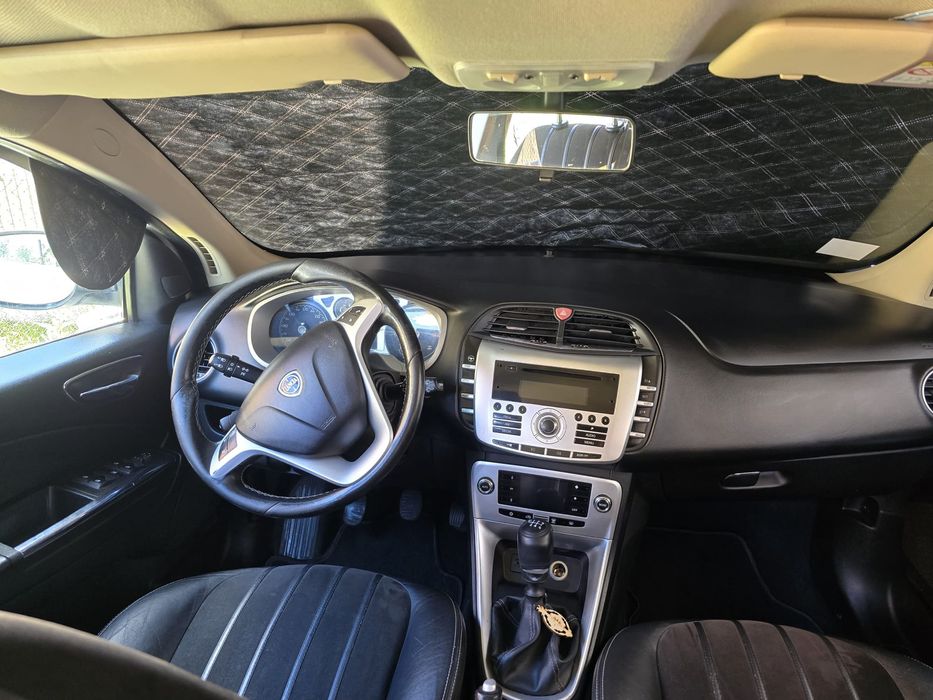 De vanzare Lancia Delta 3,an fabricatie 2011