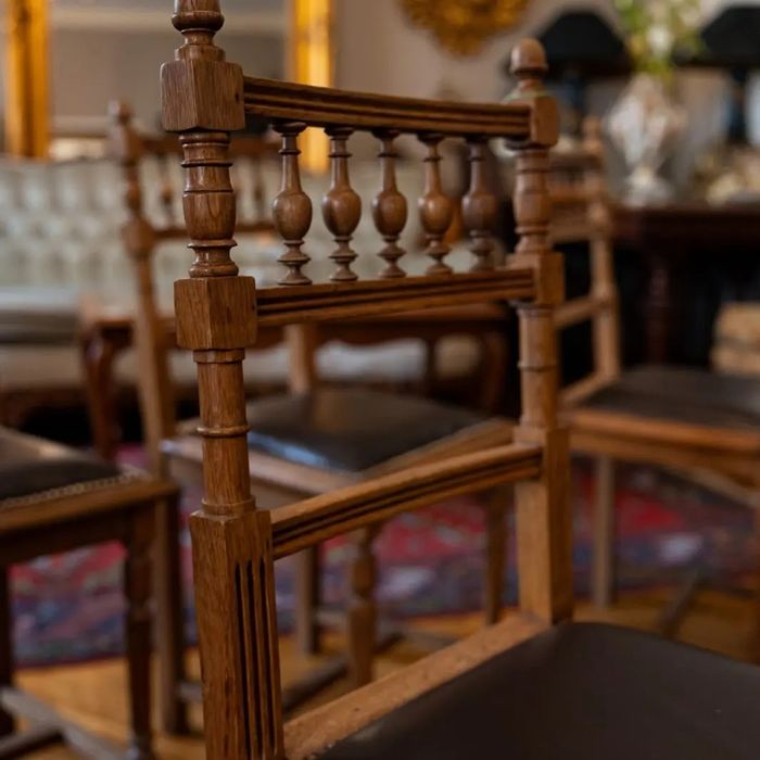 Masă stil Henrie II cu patru scaune