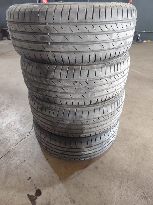 215 50 18 92H Kumho all season
