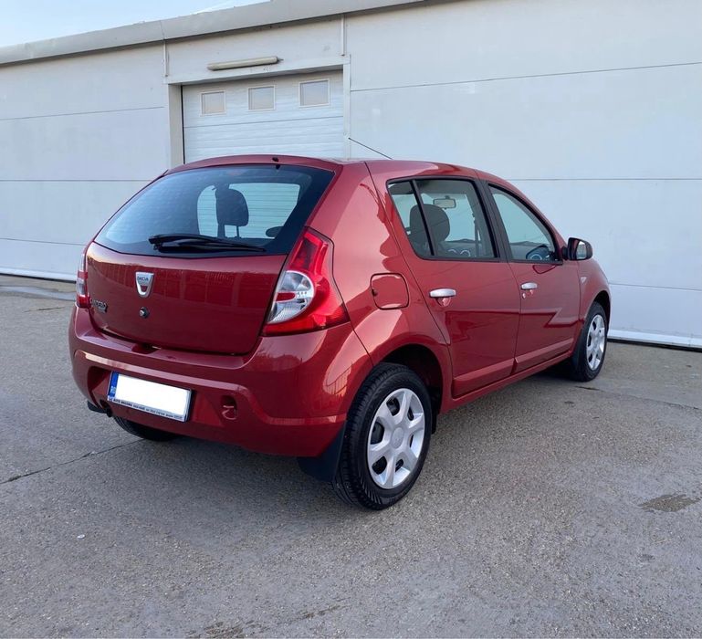 Dacia sandero 2010-11 1.2 MPI  10.000 km euro 5