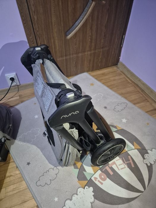 Cărucior de copil Nuna Triv Next