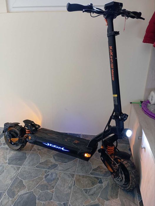 Продавам ел.тротинетка kukirin g2 master