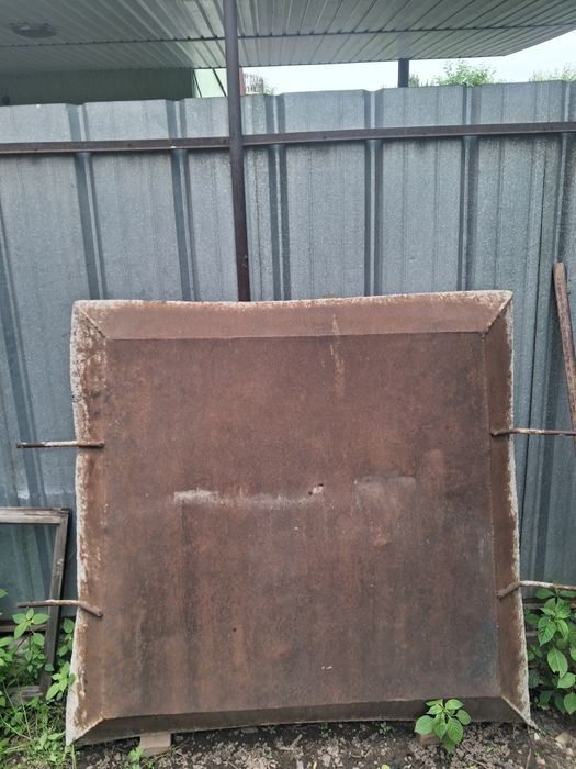 Продам акоренок .размер 1.50 × 1.50 м.