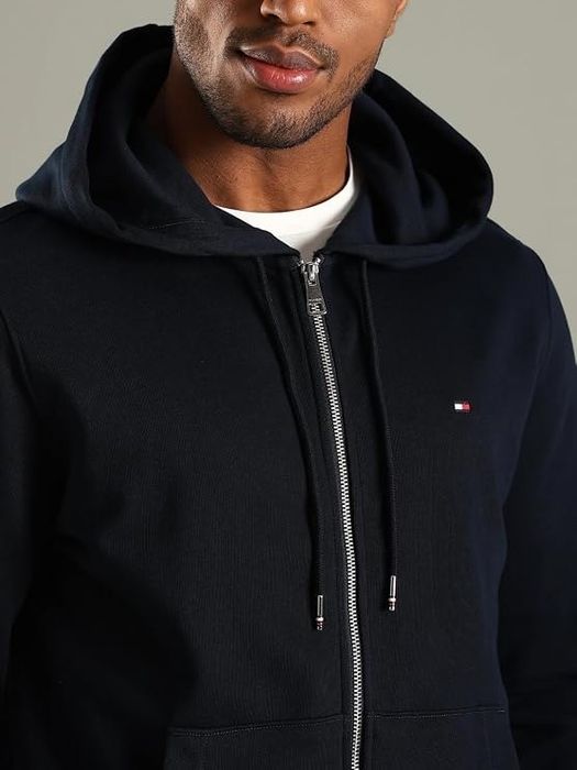 продам зипку tommy hilfiger