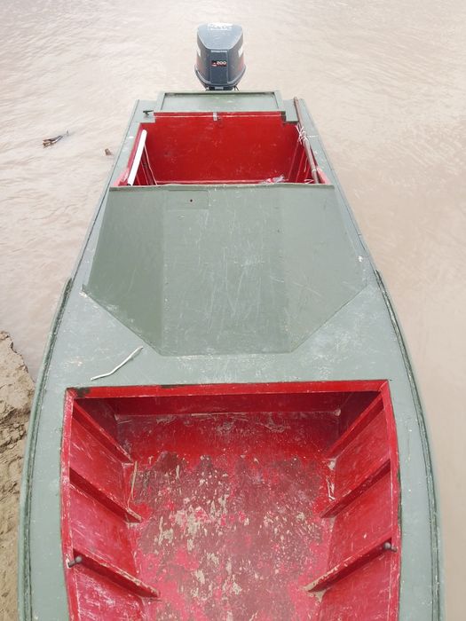 Лодка с мотором Yamaha 200