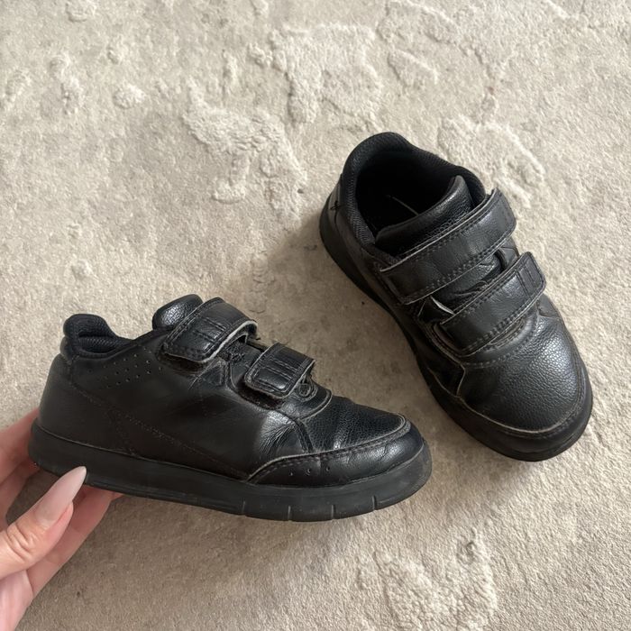 Кроссовки Adidas 27р