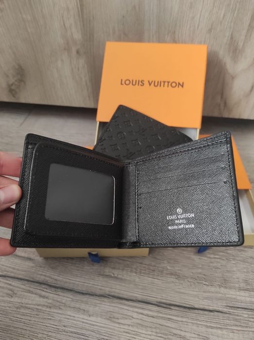 Vând Portofel Lv