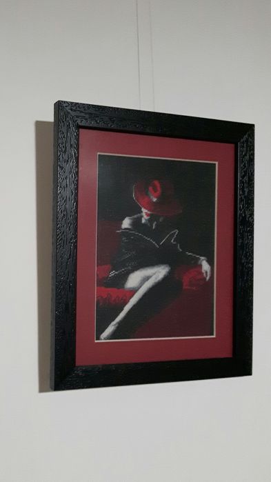 "Дамата в червено" - гоблен