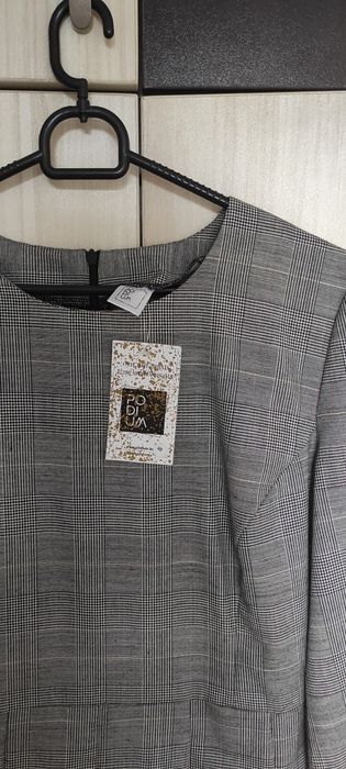 Дамска рокля Podium S размер