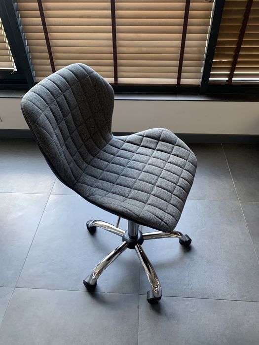 Козметичен Стол  NEW YORK – 2г гаранция и безплатна доставка