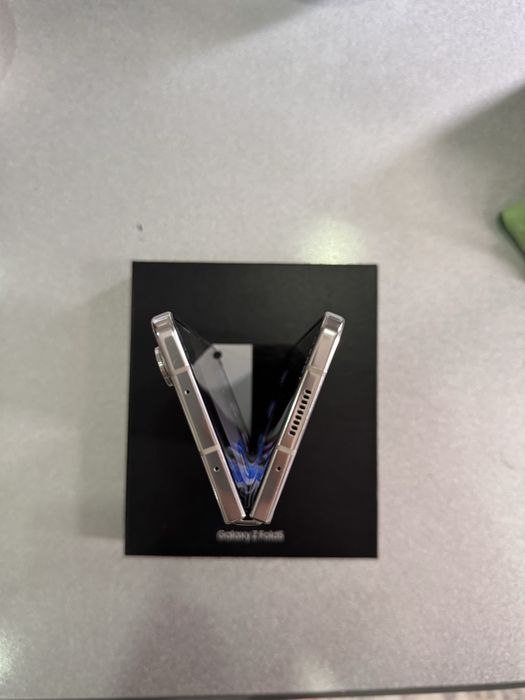 Galaxy Z fold 5 5G (256GB) KH/A
