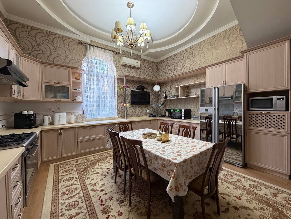 Зенит евро участок 8соток 500кв.м с мебелью и техникой со всеми удобст