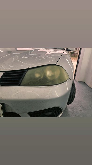 Полиране на фарове