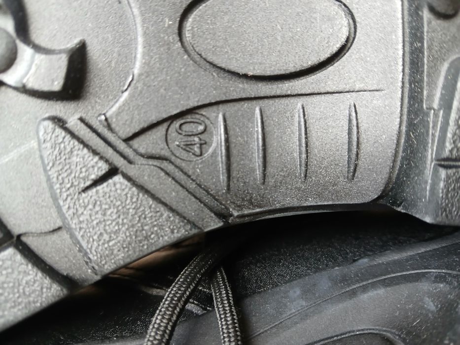 Продам берцы зимние