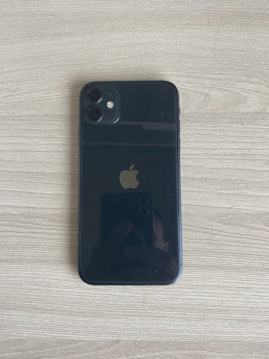 Айфон 11 на 128 гб акб 79%