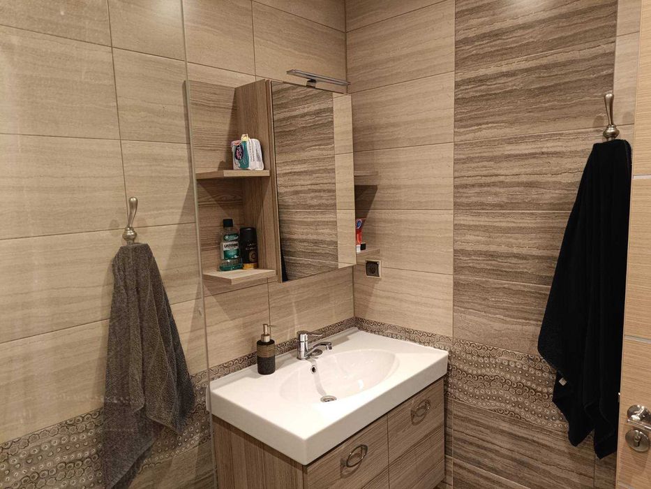 Дава се под наем Тристаен апартамент в Варна, Кайсиева градина - 83 кв.м за 714 € - Снимка #9