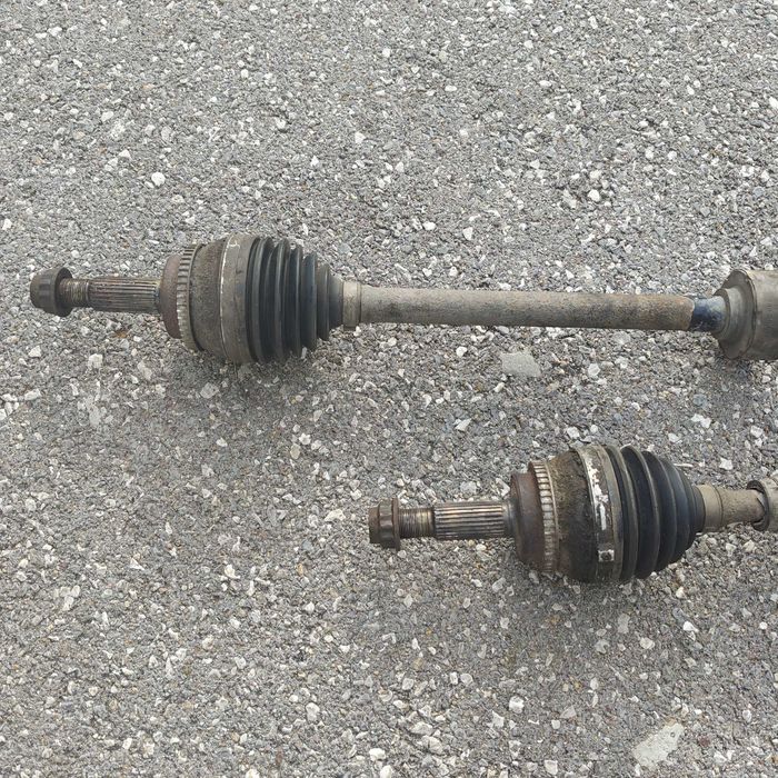 Полуоски за Toyota Corolla Verso 2009 - vvt-i