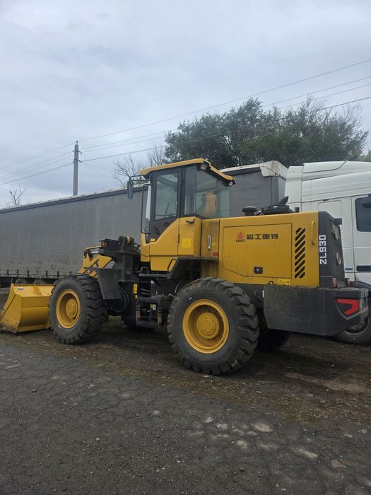 Продам погрузчик 1.8 куба