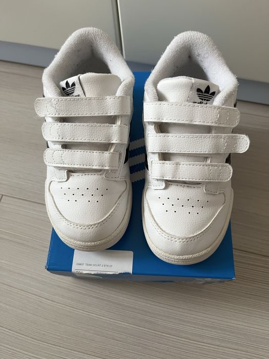 Adidasi Adidas baiat