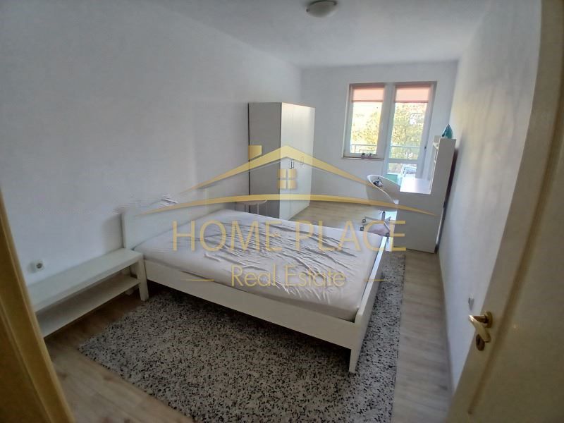 Дава се под наем Двустаен апартамент в Варна, Левски - 80 кв.м за 561 € - Снимка #3