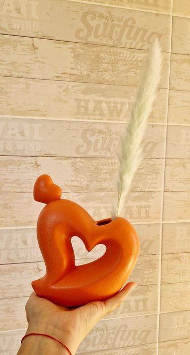 Вазы керам декор окна стола