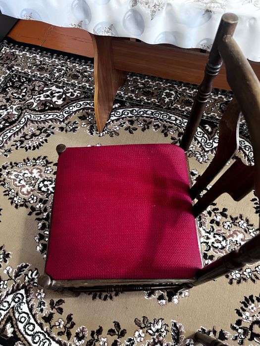 Продам белорусский стулья!