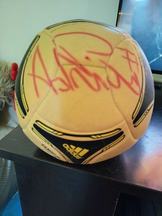 Minge cu autograf Adi Popa