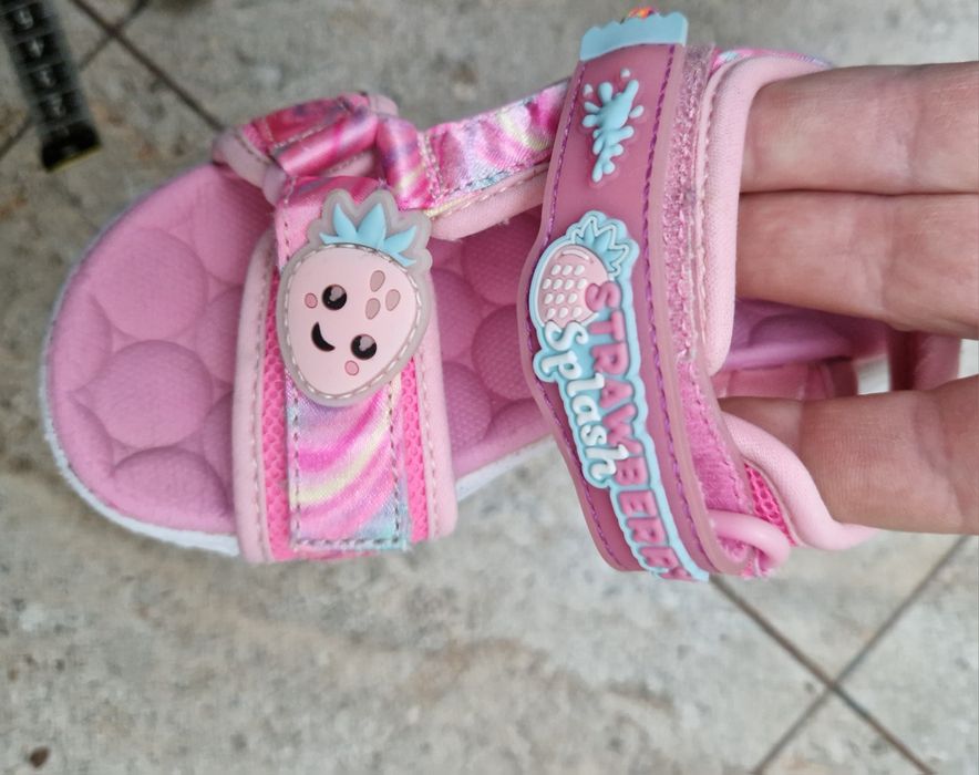 Sandale Skechers nr 24