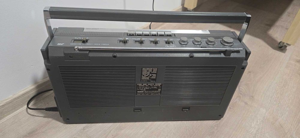 Radiocasetofon JVC 656LDII