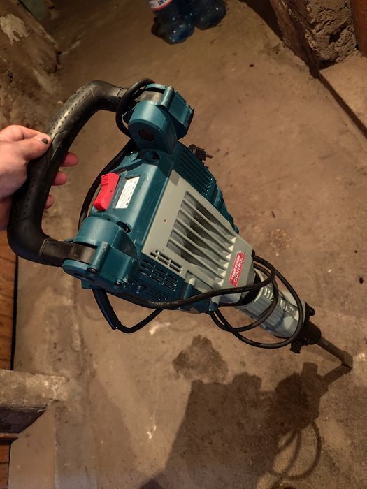 Къртач Bosch GSH 16-30 1750 W