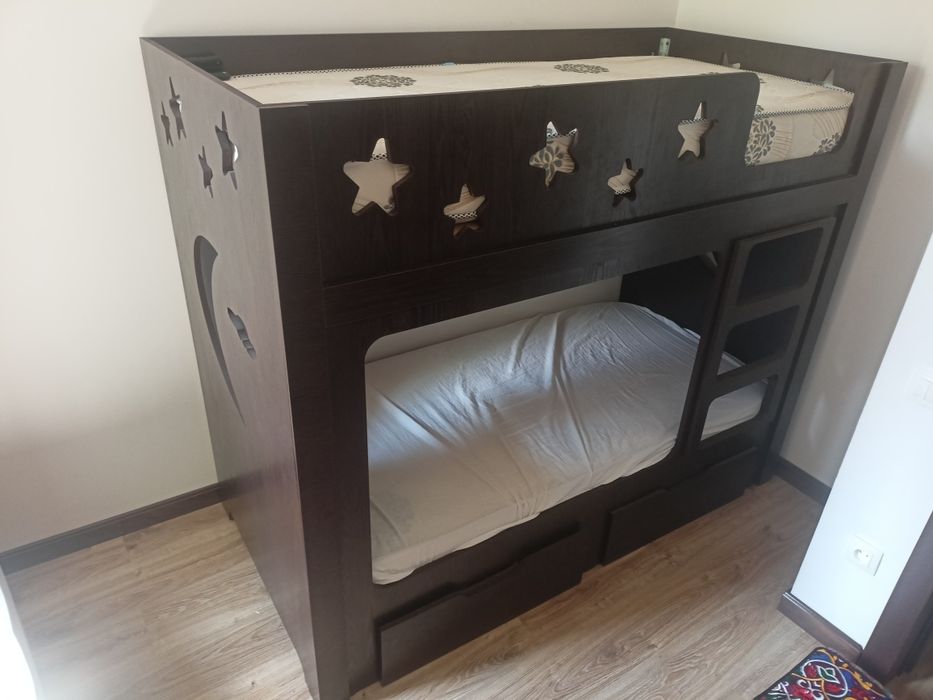 Двухяростная детская кровать