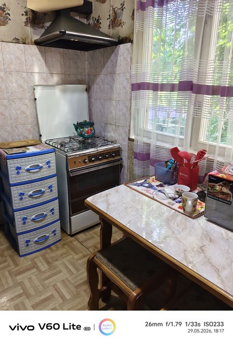 Продаётся 2/2/4 квартира Чиланзар 10 квартал.