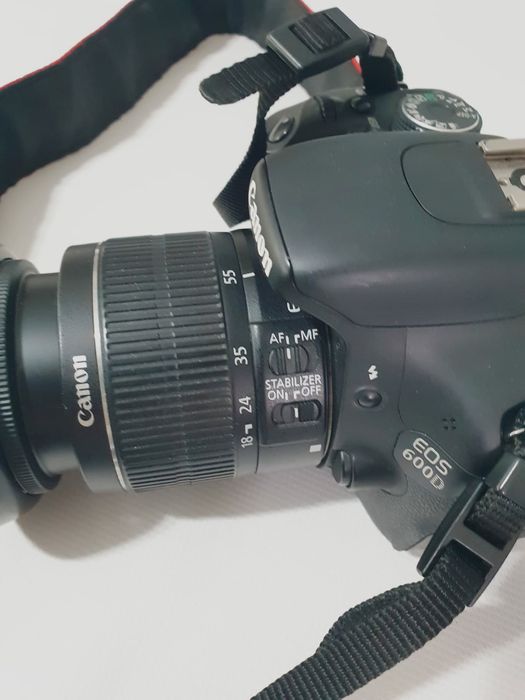 Canon eos 600D продам недорого