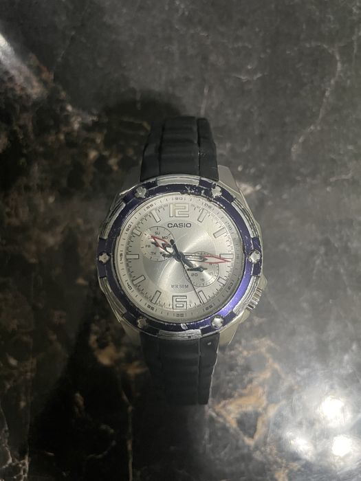 Casio MTP, часы