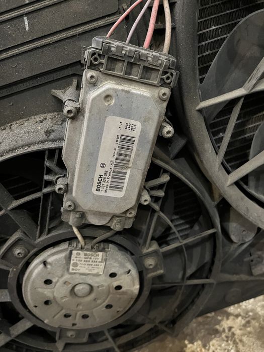 Радиатор перки с дифузьор за Audi Q7 Porsche Cayenne VW Touareg