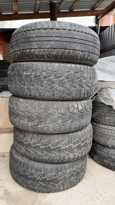 Dunlop Grandtrek AT20.