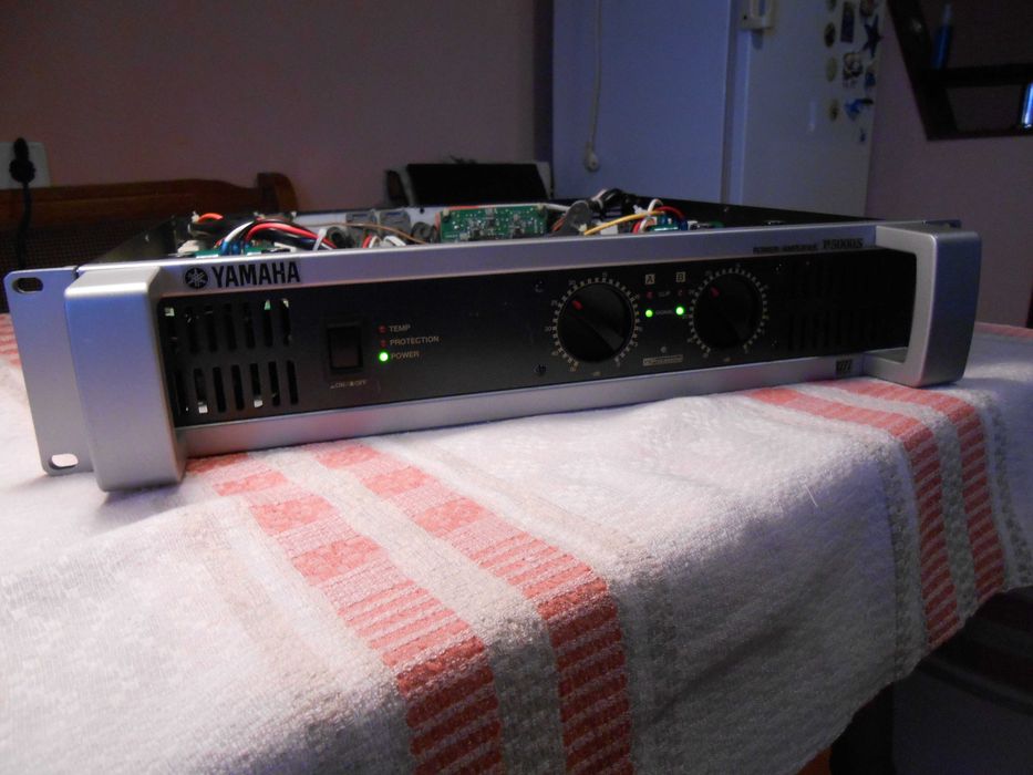filtru activ crossover incorporat amplificator Yamaha P5000