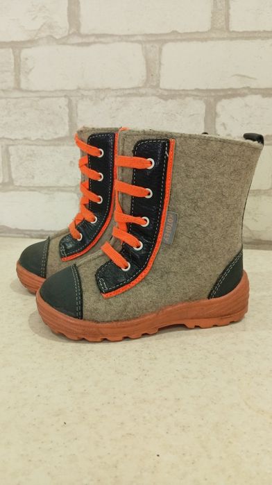 Детские зимние сапоги