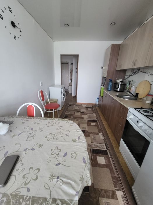 Продам 2 ух комн кв район Берекке