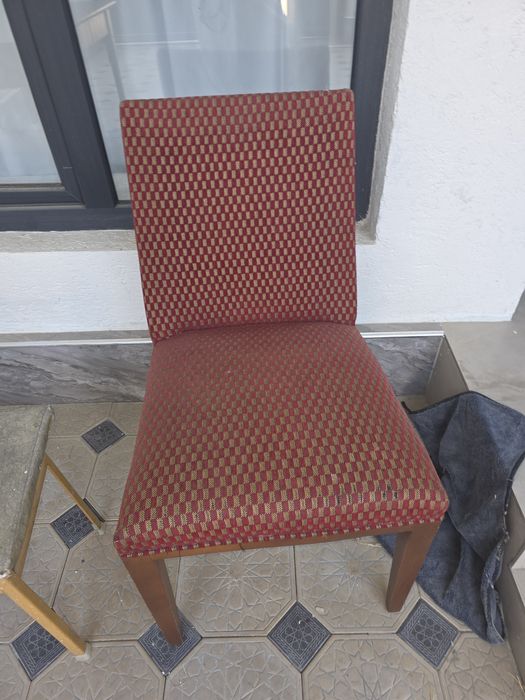 Продаются большие красивые стулья