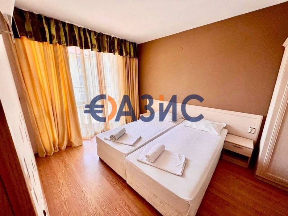 Продава се Тристаен апартамент в к.к. Слънчев бряг - 90 кв.м за 964 €/кв.м - Снимка #4