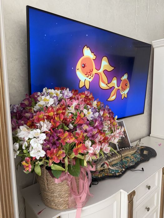 Букет цветов, мне подарилИ