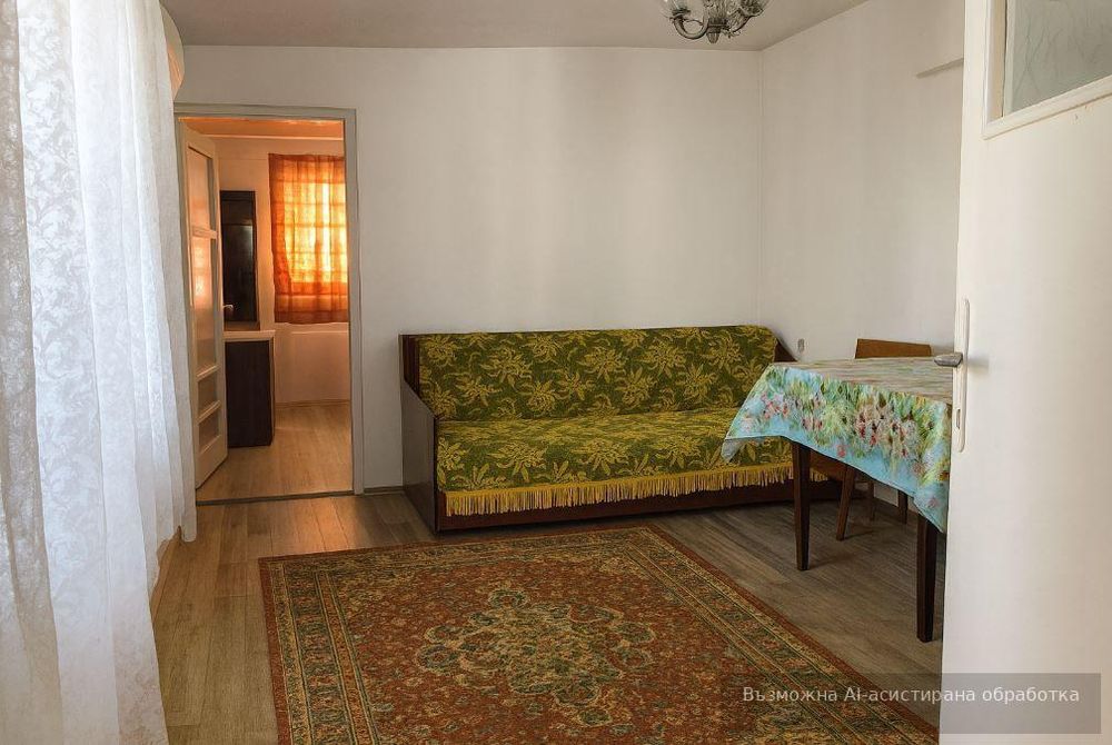 Дава се под наем Етаж от къща в Варна, Христо Ботев - 60 кв.м за 269.28 € - Снимка #2