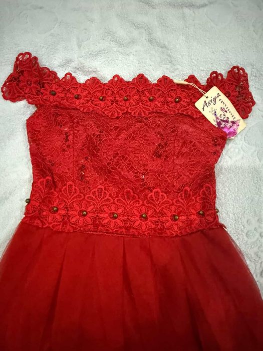 Vecherniy koylak 42-46 razmer