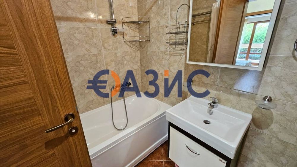 Апартамент с 2 спални в комплекс Престиж Форт Бийч, 100 кв. м., Свети