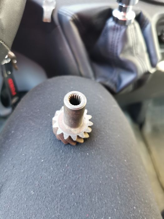 Привод за маслена помпа за Лада