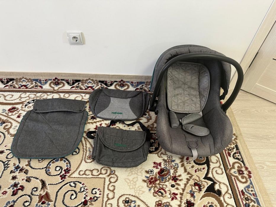 Продам детскую коляску с автокреслом