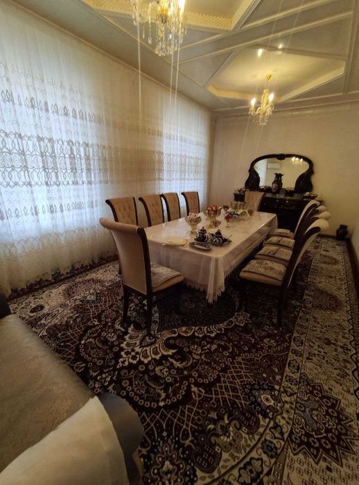 Уй ховли сотилади, продаётся дом срочно