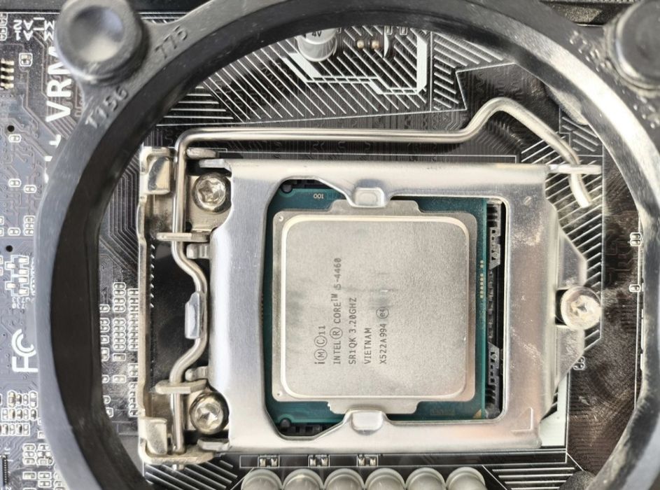Хороший комплект Asus H97M-E + Intel Core i5-4460