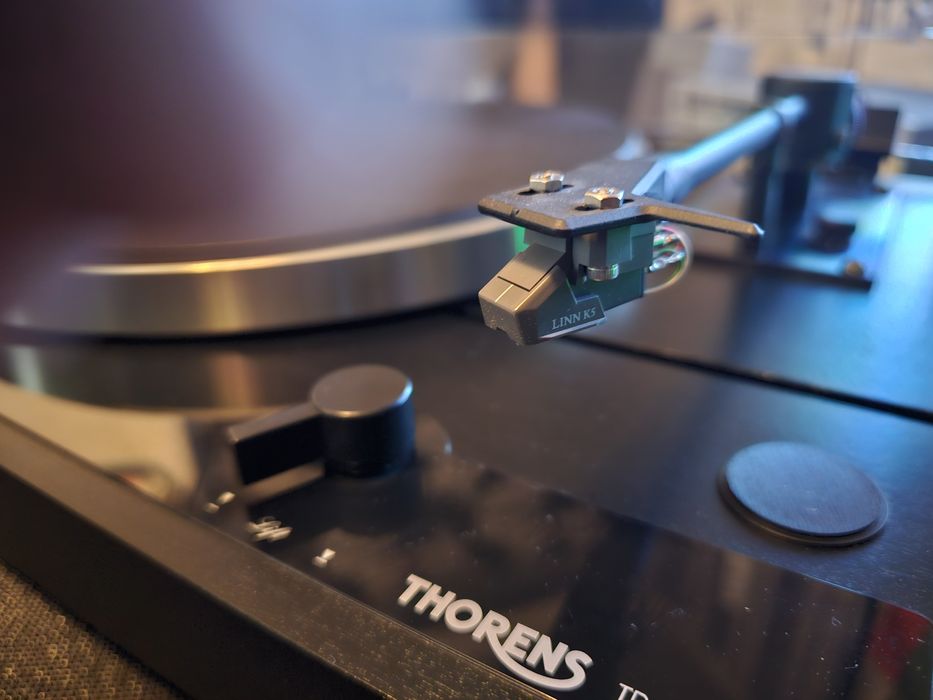 Thorens TD 318 MK III – Аудиофилски грамофон с доза Linn K5